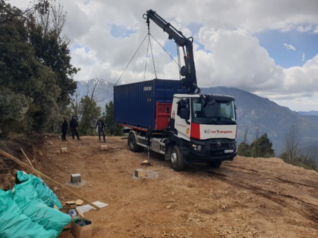 MISE EN PLACE D'UNE BASE CANYON CORSE  - CANYON DU ZOÏCU MISE EN PLACE D'UNE BASE CANYON CORSE  - CANYON DU ZOÏCU