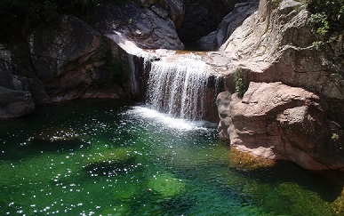 Description de l’activité canyoning Description de l’activité canyoning