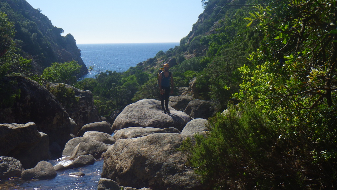 Arrivée à la mer - canyon du Dardu