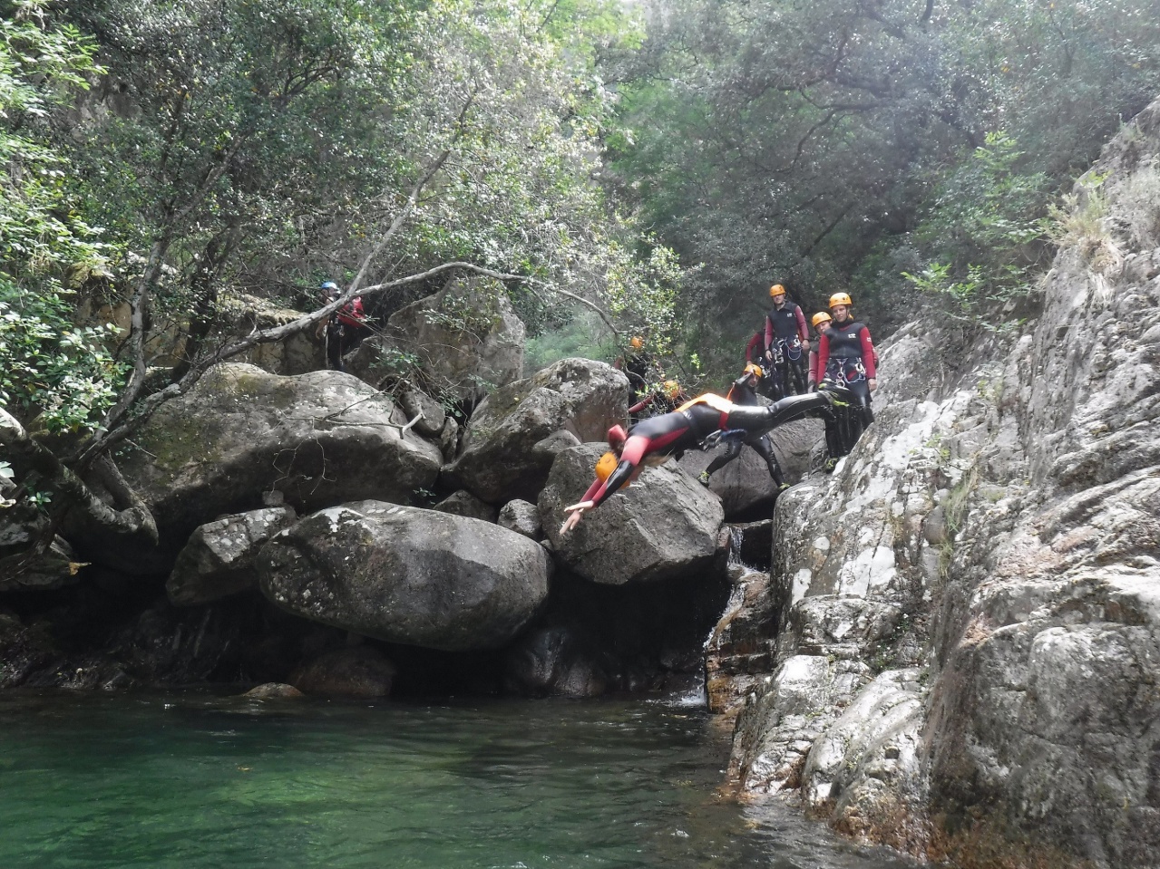 Plongeon dans le Dardu