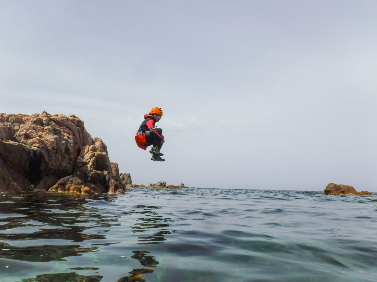 coasteering-canyoning-mer-1-1400x1050